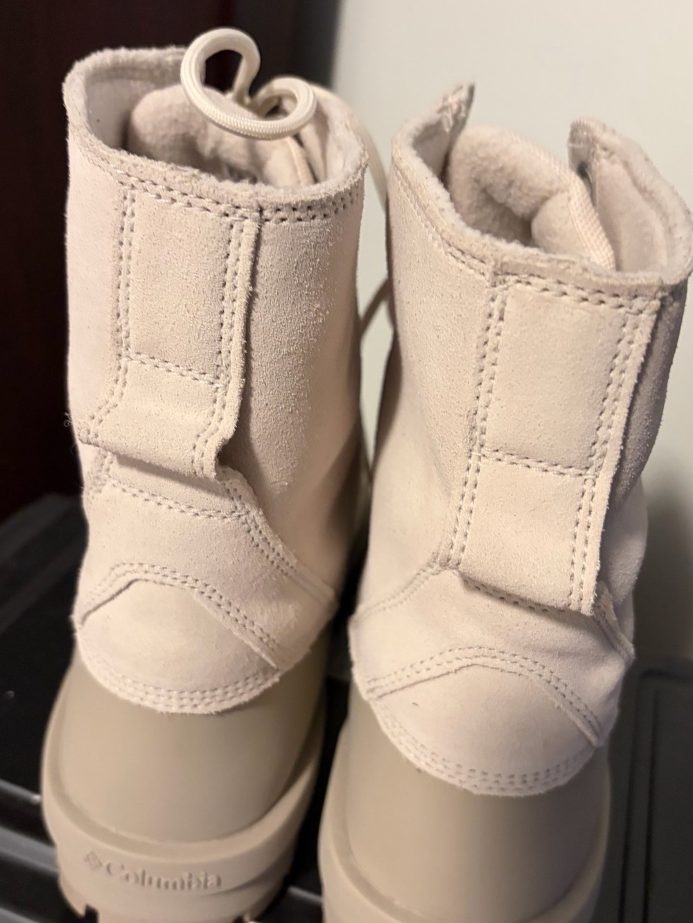 Columbia Women's Lace-Up Boots in Beige Cream - Picture 5 of 7